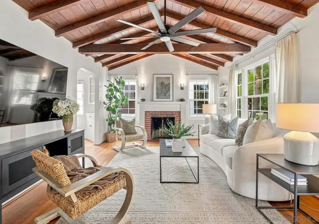 2nd image of 315 B Avenue, Coronado, CA 92118 | MLS# 260019022SD