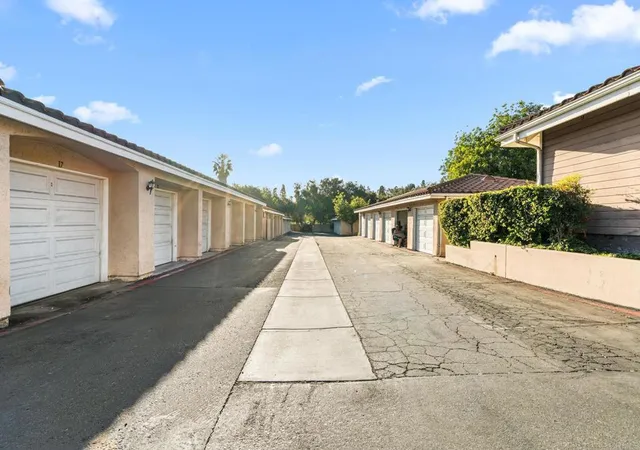 20th image of 1075 N Escondido, Escondido, CA 92026 | MLS# NDP2607324