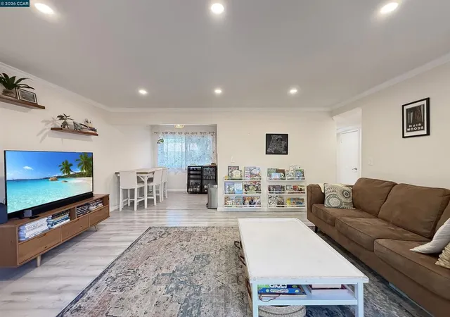3rd image of 2548 Jones Rd, Walnut Creek, CA 94597