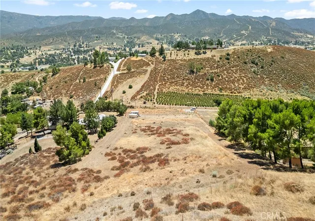 1st image of 0 Northside Dr, Leona Valley, CA 93551 | MLS# SR26170177