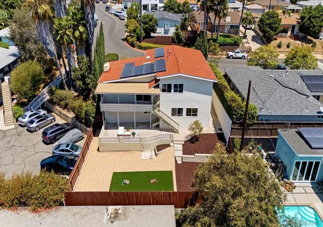 Listing Photo 2 - Condo for sale in building located at 6115 Carling Wy, San Diego, CA 92115 - Unit #