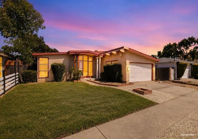 2nd image of 440 Rousseau St, Hayward, CA 94544 | MLS# ML82056540