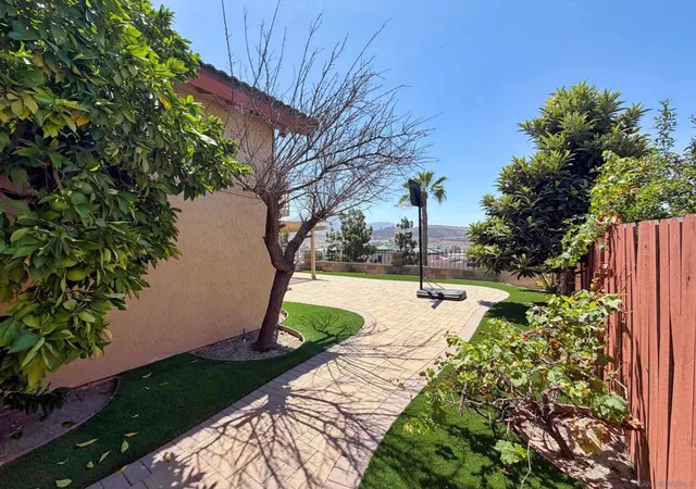 45th image of 10295 Moorpark, Spring Valley, CA 91978 | MLS# 260019028SD