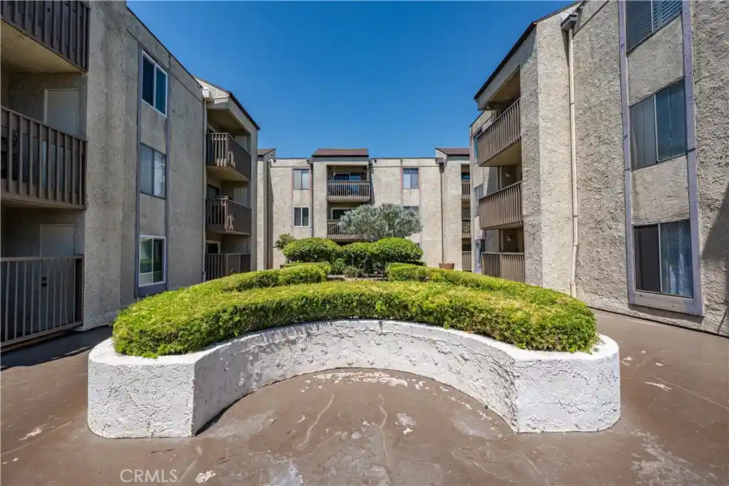 Listing Photo 1 - Condo for sale in 1620 Neil Armstrong St located at 1620 Neil Armstrong St, Montebello, CA 90640 - Unit #106