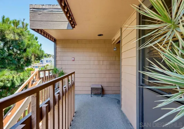 4th image of 2942 Lawrence St, San Diego, CA 92106 | MLS# 260019042SD