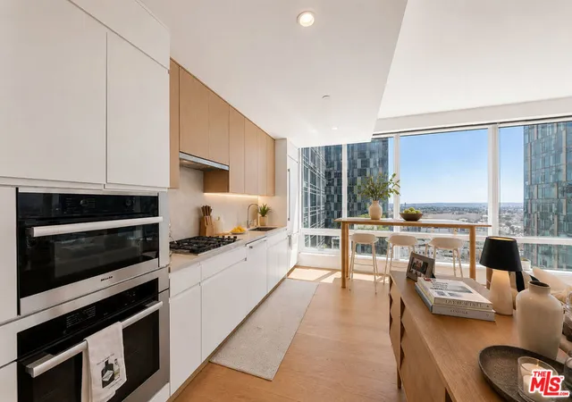 Photo 2 of Condo for sale at 877 Francisco St #1611, Los Angeles, CA 90017 | MLS# 26866933 | Listing updated on 2026-09-28