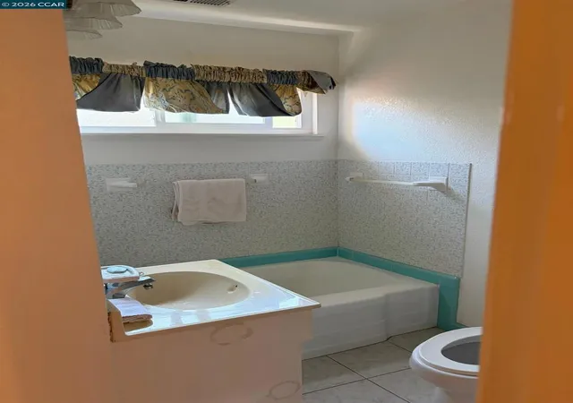 5th image of 165 Linda Vista Ave, Pittsburg, CA 94565 | MLS# 41143883