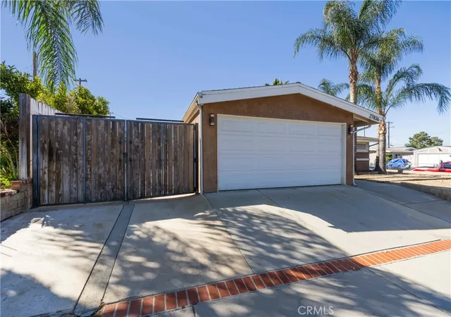 Photo 2 of Sale Pending at 27836 Walnut Springs, Canyon Country, CA 91351 | MLS# SR26169711 | Listing updated on 2026-10-03