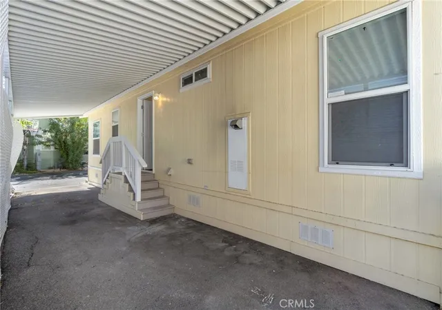 3rd image of 4201 Topanga Canyon #63, Woodland Hills, CA 91364 | MLS# SR26168515