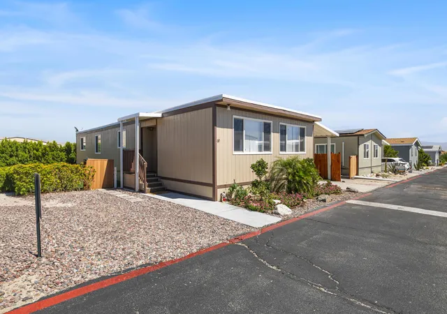 2nd image of 64550 Pierson Blvd #69, Desert Hot Springs, CA 92240 | MLS# 219151080DA