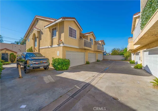 Condo for sale at 12012 Sproul St, Norwalk, CA 90650 | MLS# DW26170457