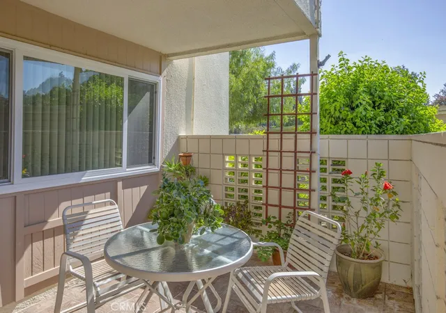 3rd image of 184 Avenida Majorca, Laguna Woods, CA 92637