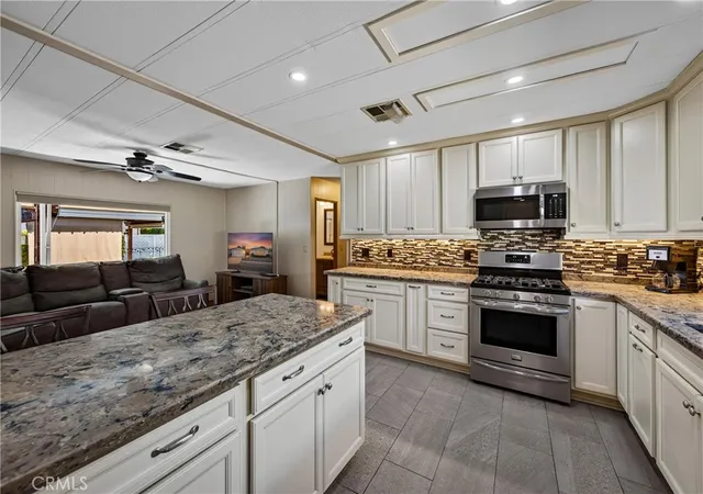 5th image of 2829 Chamise Way, Hemet, CA 92545 | MLS# SW26170157