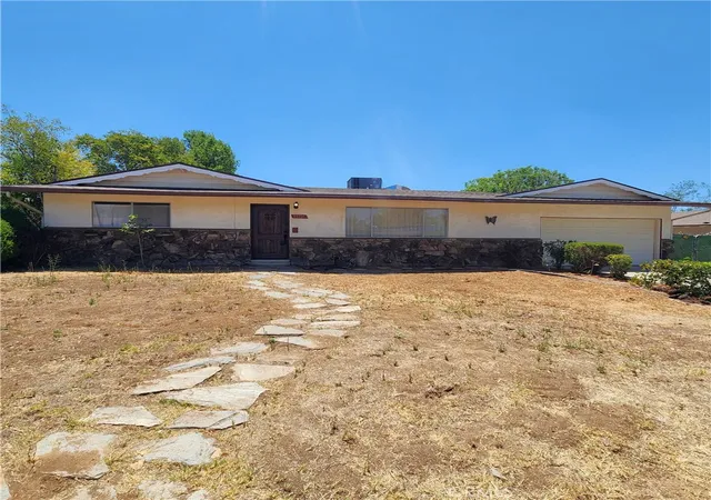 1st image of 35231 San Carlos, Yucaipa, CA 92399 | MLS# IG26167193