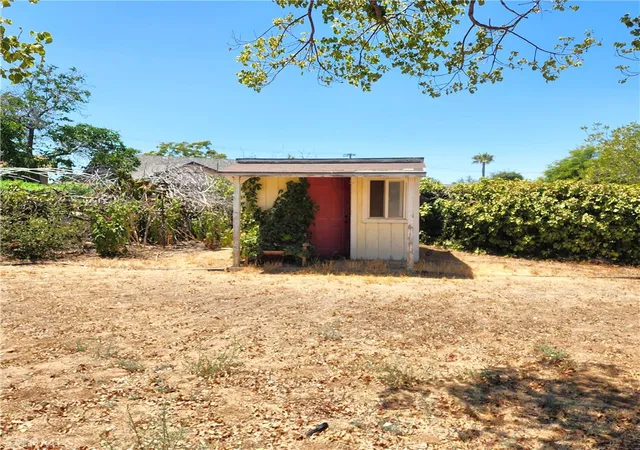 44th image of 35231 San Carlos, Yucaipa, CA 92399 | MLS# IG26167193