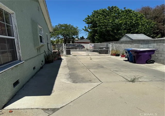 4th image of 1418 W Burnett, Long Beach, CA 90810 | MLS# PW26167023