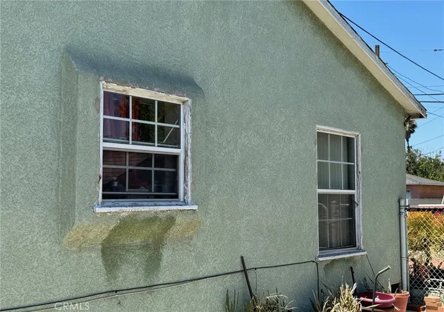 5th image of 1418 W Burnett, Long Beach, CA 90810 | MLS# PW26167023