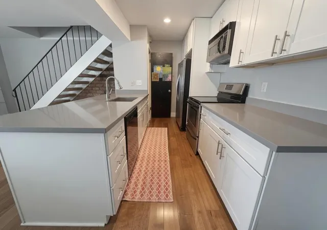 3rd image of 208 Watson Dr, Campbell, CA 95008