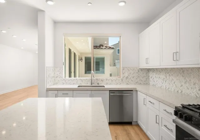 5th image of 1533 Painted Cave, Chula Vista, CA 91913 | MLS# 260019065SD