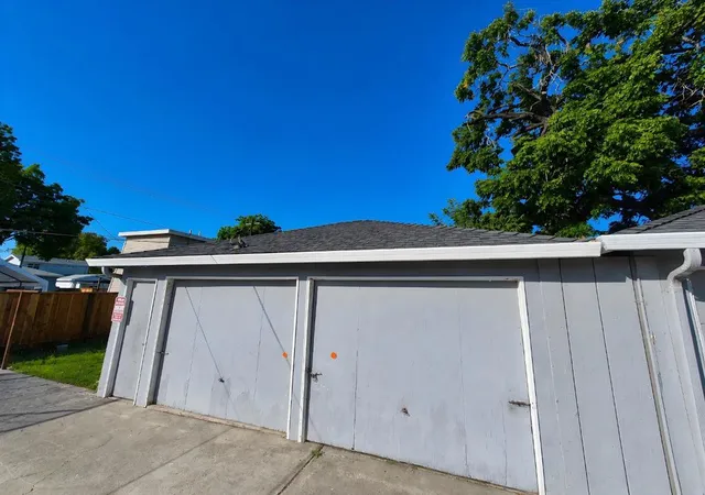 3rd image of 855 N 16Th St, San Jose, CA 95112 | MLS# ML82056597