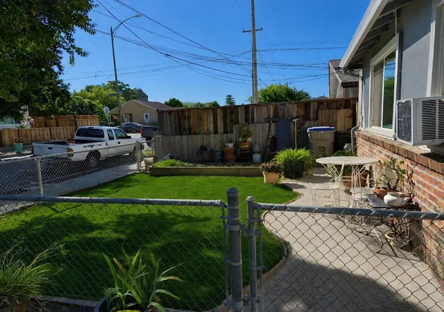 4th image of 855 N 16Th St, San Jose, CA 95112 | MLS# ML82056597