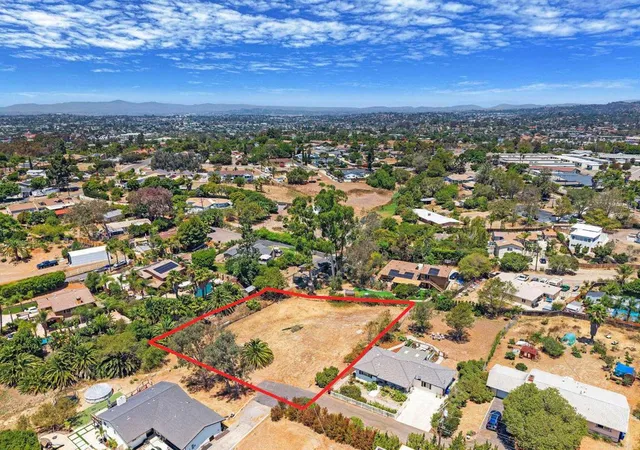 1st image of 0 Sunset Dr, Vista, CA 92081 | MLS# NDP2607333
