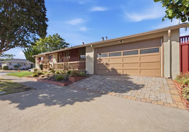 4th image of 30713 Prestwick Ave, Hayward, CA 94544 | MLS# ML82055086