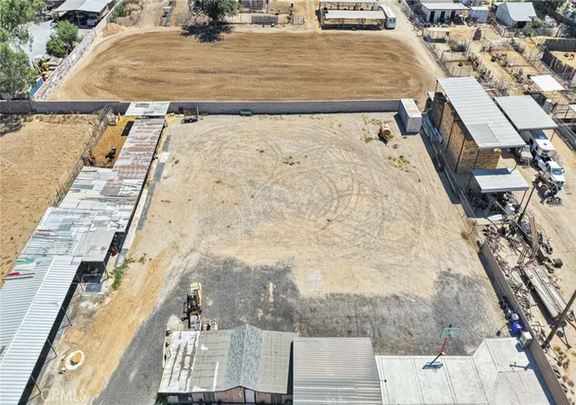 16th image of 8082 Jurupa Valley Rd, Jurupa Valley, CA 91752 | MLS# HD26170445