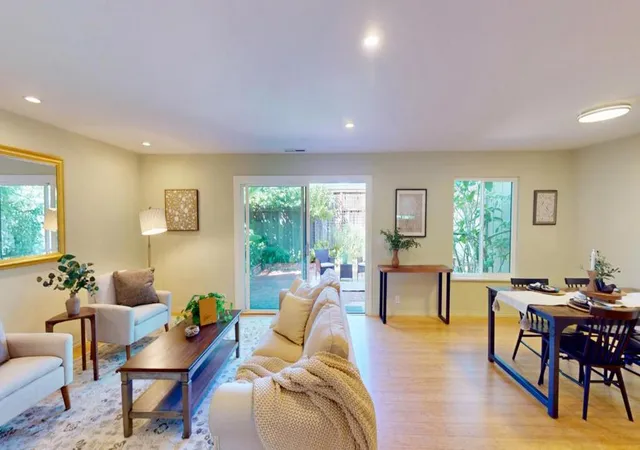 Photo 1 of Townhouse for sale at 584 Spinnaker Ct, Santa Cruz, CA 95062 | MLS# ML82056602 | Listing updated on 2026-10-05