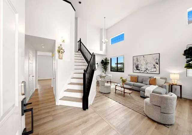 2nd image of 922 Camino Del Sol, Chula Vista, CA 91910 | MLS# PTP2605907