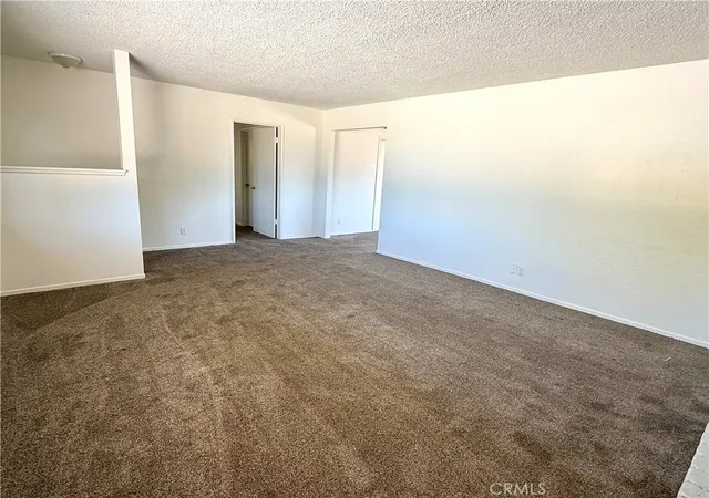 3rd image of 20565 Winona Rd, Apple Valley, CA 92308 | MLS# HD26170520