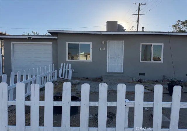 Photo 2 of Single family home for sale at 600 Kathleen, Barstow, CA 92311 | MLS# HD26170562 | Listing updated on 2026-09-25