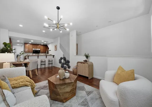 5th image of 2188 Beech Cir, San Jose, CA 95131 | MLS# ML82055798