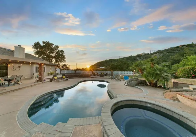 3rd image of 15404 El Capitan Real Ln, El Cajon, CA 92021 | MLS# PTP2605909