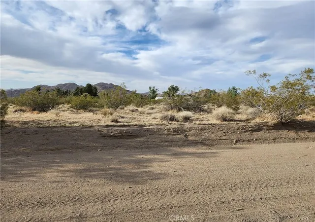1st image of 502 Morningside St, Lucerne Valley, CA 92356 | MLS# HD26170591