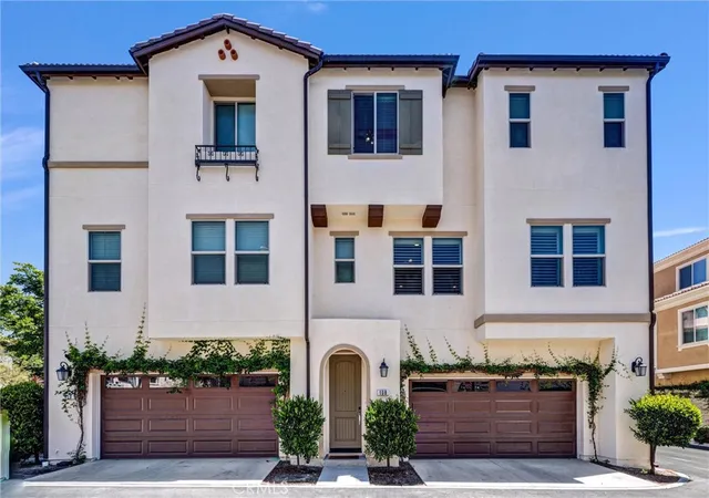 Condo for sale at 108 High Meadow, Lake Forest, CA 92610 | MLS# LG26164545