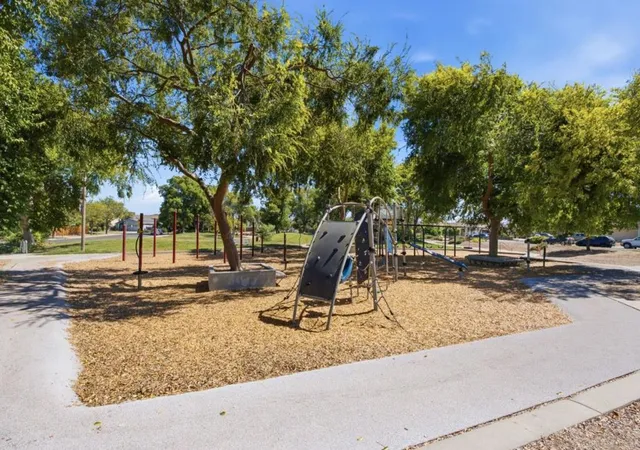 28th image of 281 Sposito Cir, San Jose, CA 95136 | MLS# ML82053271