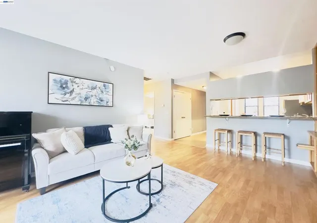 5th image of 320 N Villa Way, Walnut Creek, CA 94595 | MLS# 41143898