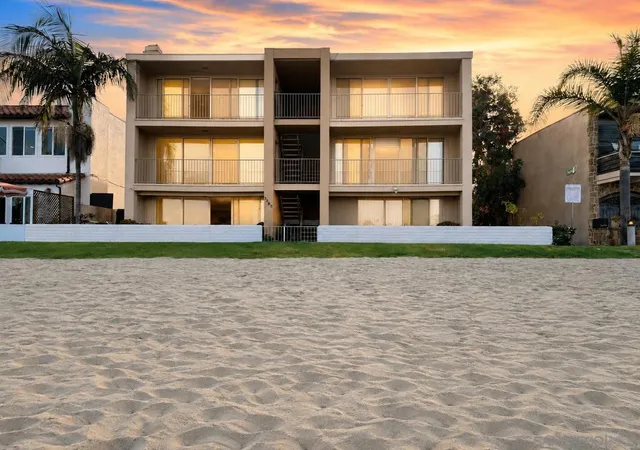3rd image of 3468 Bayside #E, San Diego, CA 92109 | MLS# 260019071SD