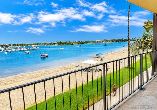 4th image of 3468 Bayside #E, San Diego, CA 92109 | MLS# 260019071SD
