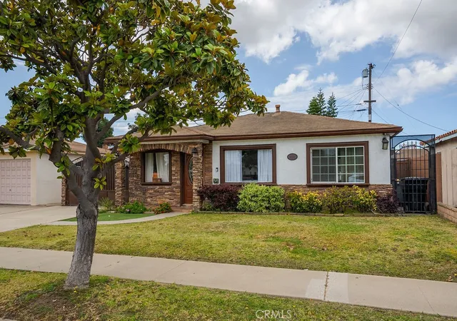 3rd image of 2474 W 237Th Pl, Torrance, CA 90501 | MLS# RS26170631