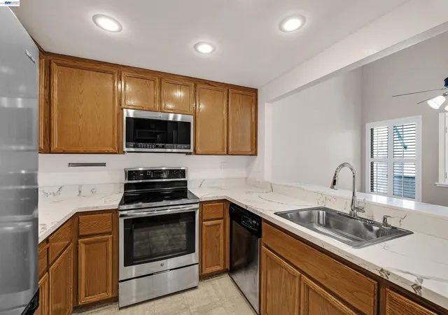 4th image of 3643 West Court, Richmond, CA 94806 | MLS# 41143906
