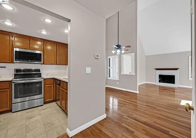 5th image of 3643 West Court, Richmond, CA 94806 | MLS# 41143906