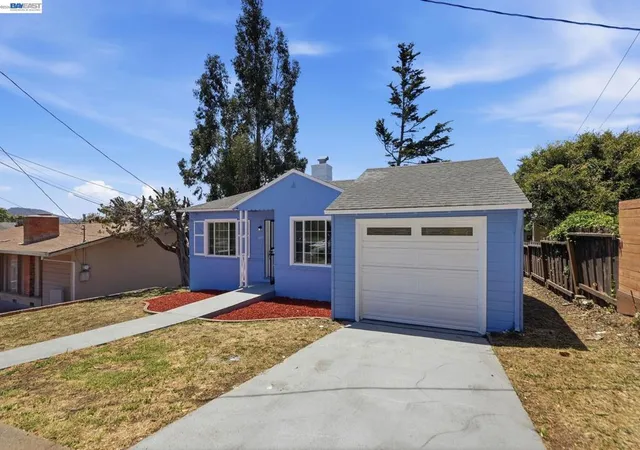 2nd image of 1333 Mariposa St, Richmond, CA 94804 | MLS# 41143907