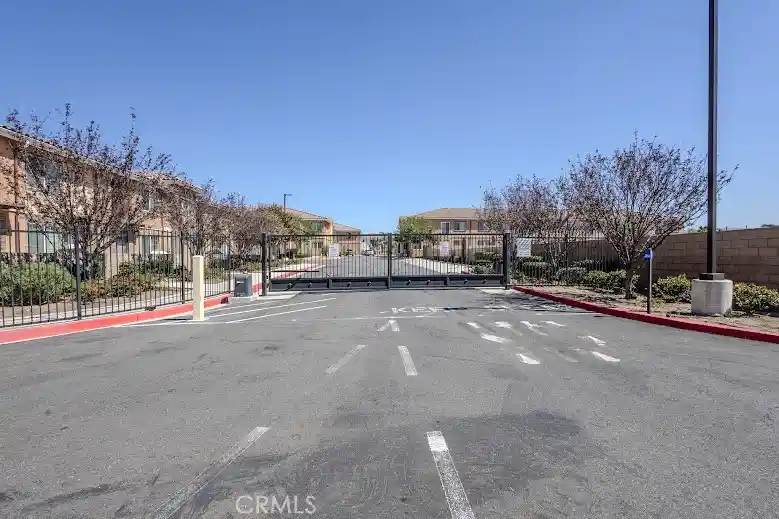 Listing Photo 31 - Condo for sale in 16408 Valencia Ave located at 16408 Valencia Ave, Fontana, CA 92335 - Unit #510