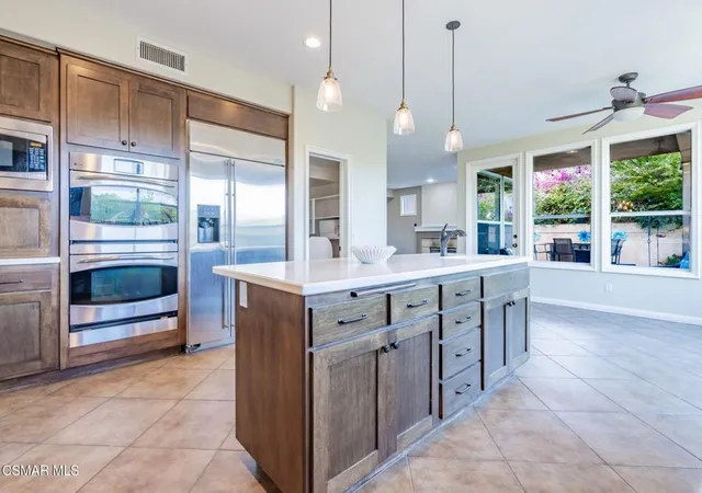 Photo 3 of Single family home for sale at 713 Twillin Ct, Simi Valley, CA 93065 | MLS# 226003714 | Listing updated on 2026-10-08