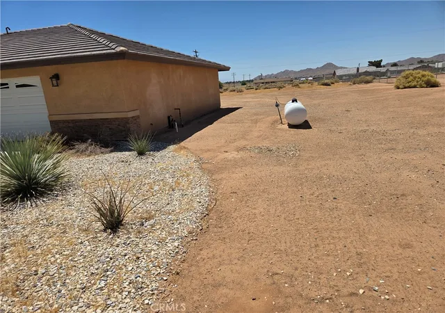 Photo 2 of Single family home for sale at 16118 Ocotilla Rd, Apple Valley, CA 92307 | MLS# HD26170741 | Listing updated on 2026-09-29