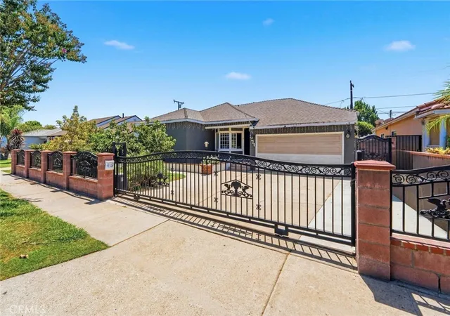 Photo 3 of Single family home for sale at 2526 East 220th, Long Beach, CA 90810 | MLS# DW26169964 | Listing updated on 2026-10-11