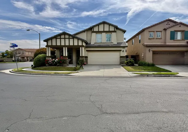 Photo 1 of Single family home for sale at 1332 Veronica Trl, Hemet, CA 92545 | MLS# 219151090DA | Listing updated on 2026-10-01