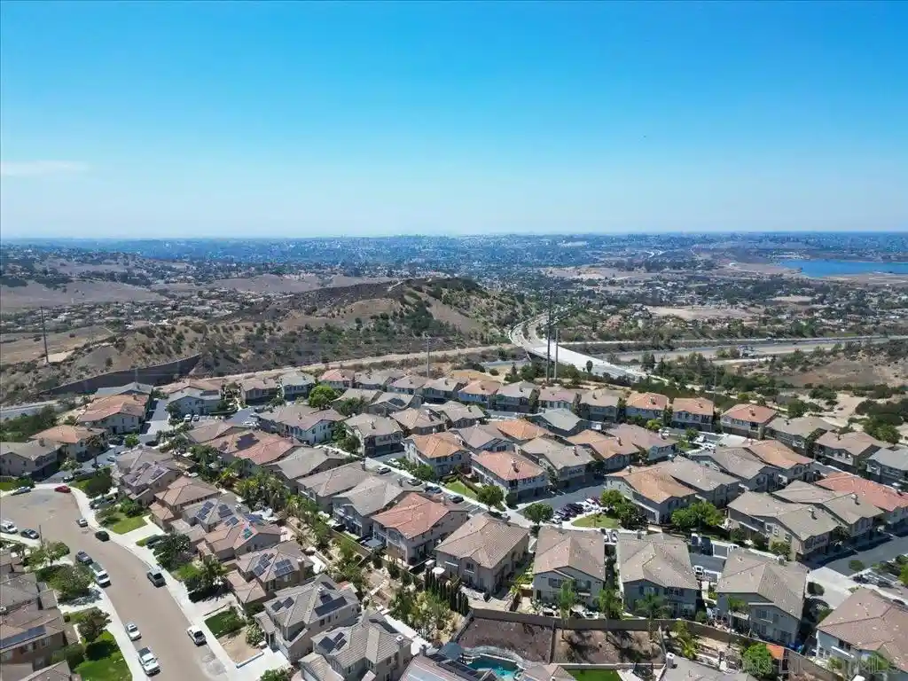 Listing Photo 28 - Condo for sale in 297 Tiburon located at 297 Tiburon, Chula Vista, CA 91914 - Unit #190